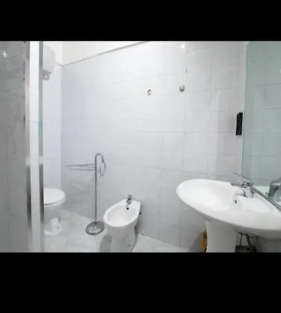Affittacamere Shl City Terminal Locazione Turistica *